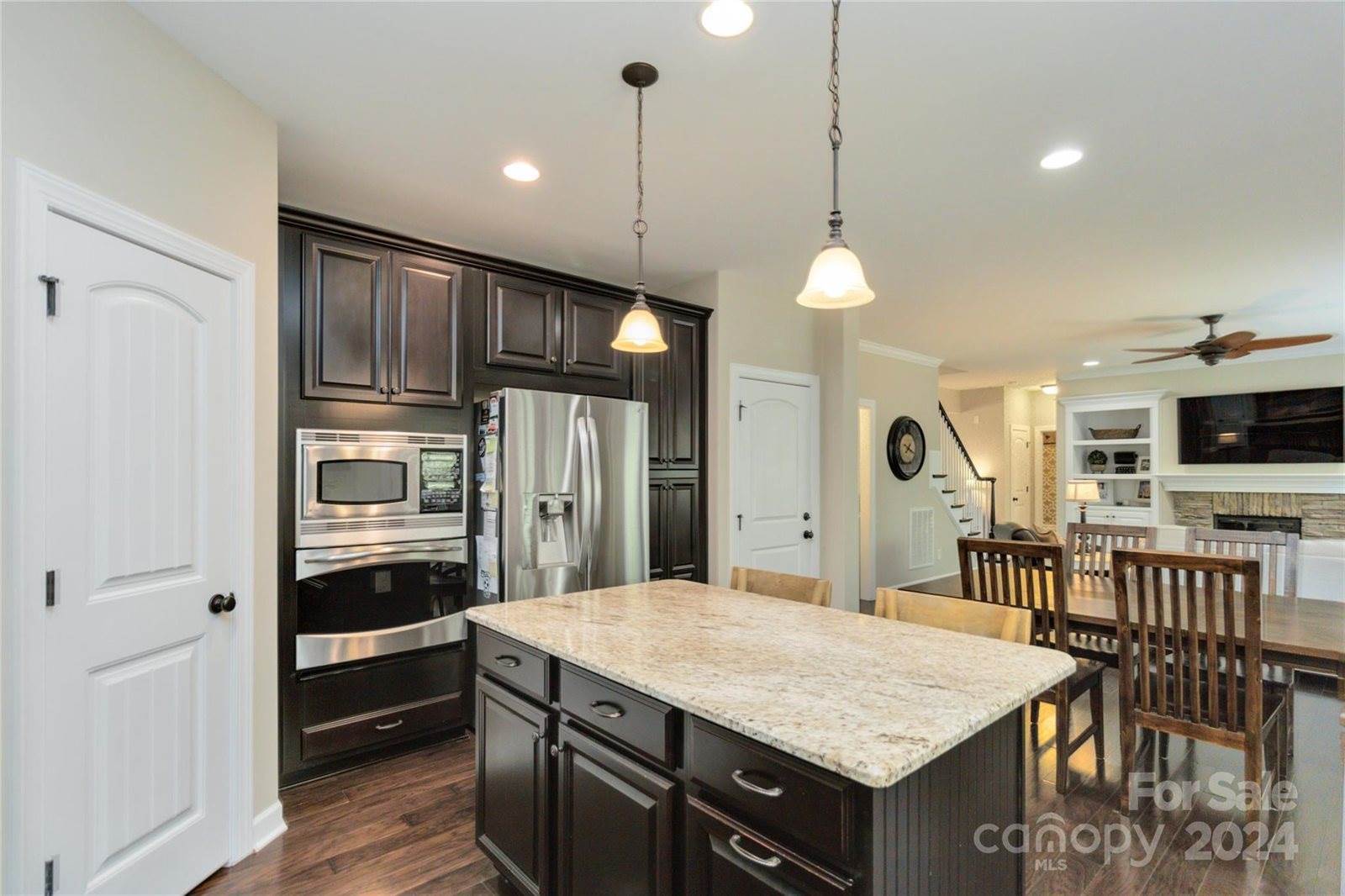 425 Deer Brush Lane, Waxhaw, NC 28173