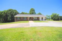 1723 Wards Ferry Rd, Lynchburg, VA 24502