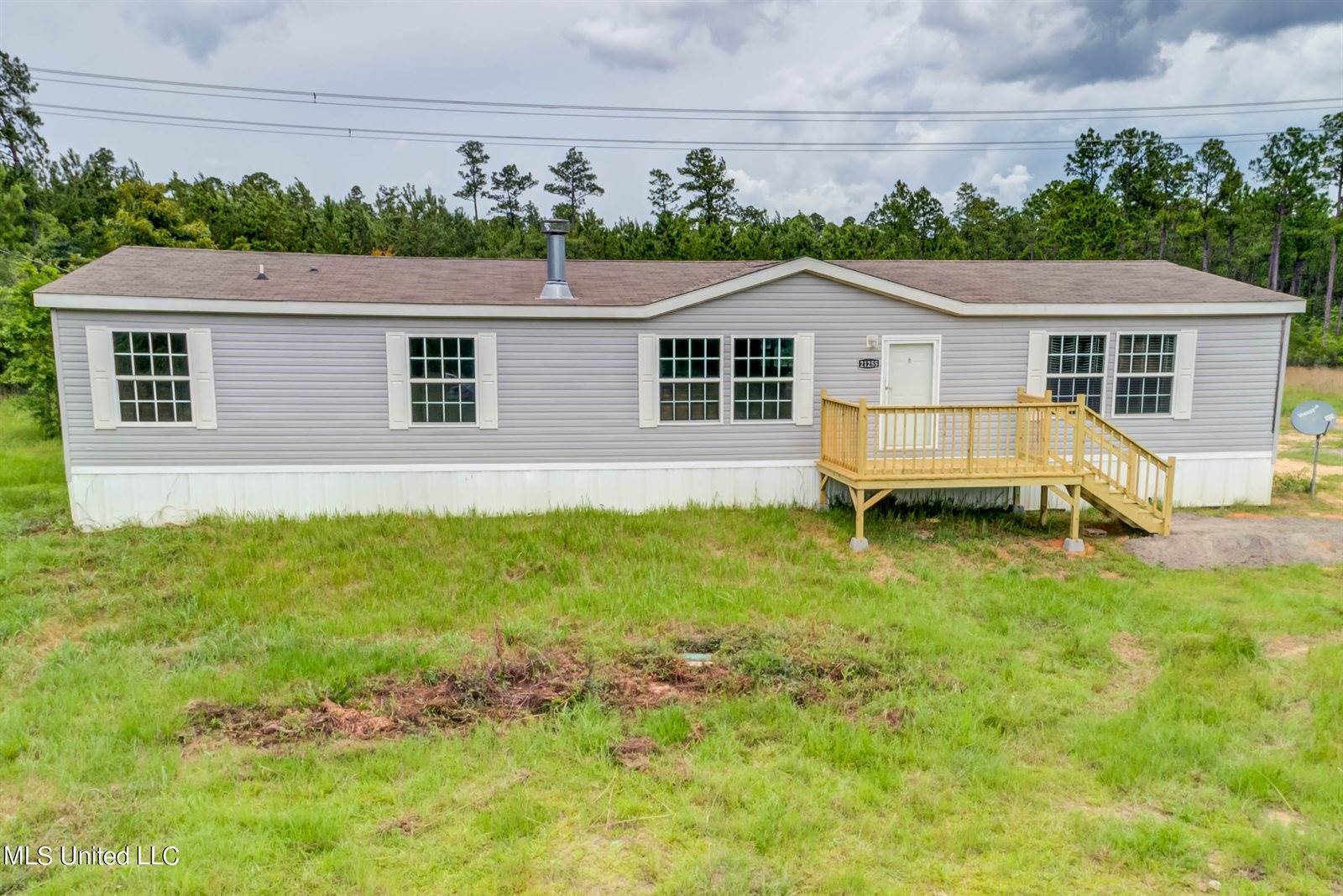 21255 Bell Creek Road, Perkinston, MS 39573