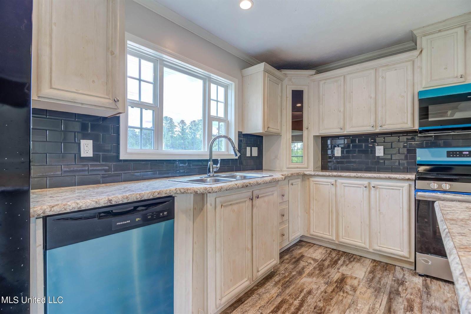 21255 Bell Creek Road, Perkinston, MS 39573