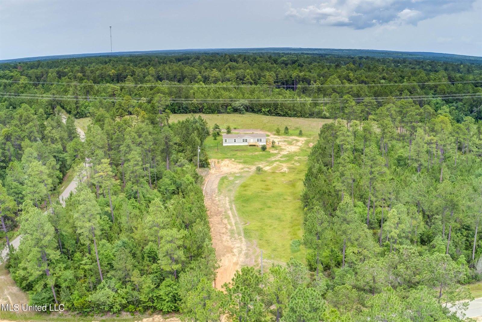 21255 Bell Creek Road, Perkinston, MS 39573