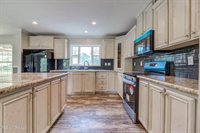 21255 Bell Creek Road, Perkinston, MS 39573