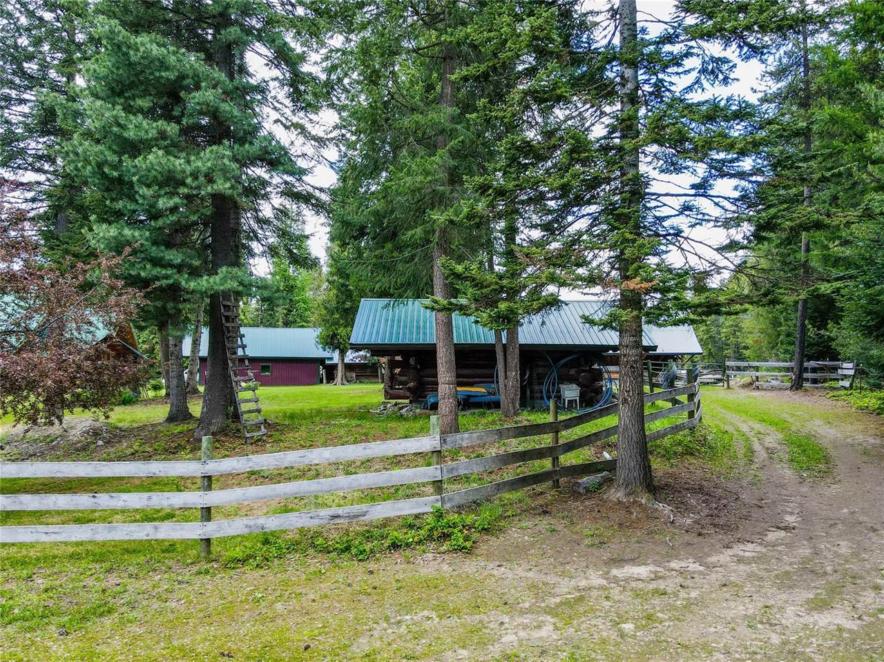 188 Smith Road, Troy, MT 59935