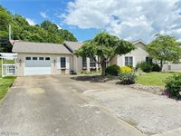 15 Kennedy Drive, Caldwell, OH 43724