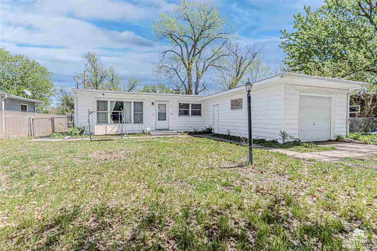 509 South Garfield St, Junction City, KS 66441