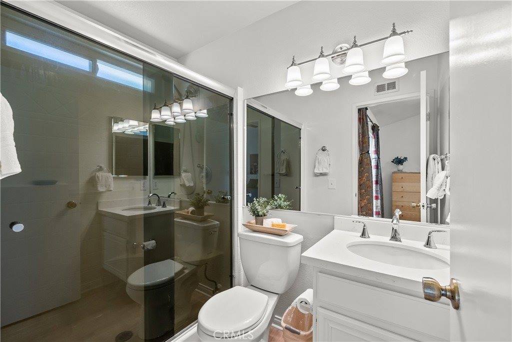 28484 Victoria Road, Castaic, CA 91384