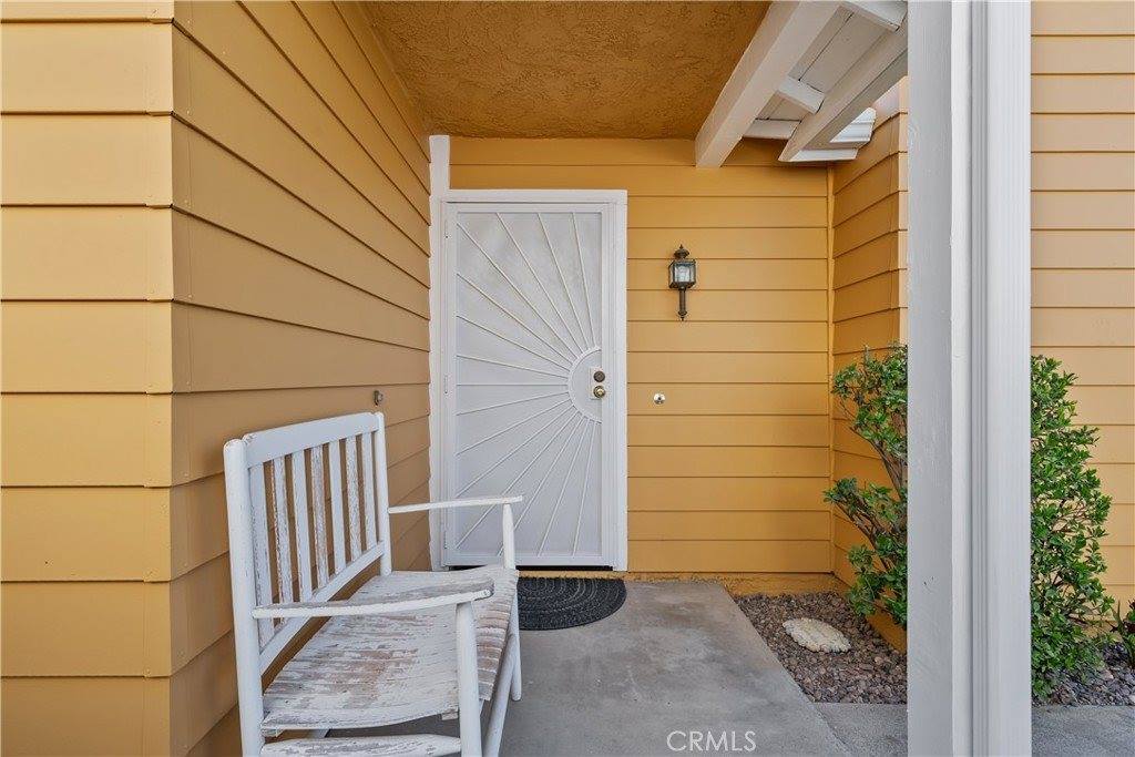 28484 Victoria Road, Castaic, CA 91384