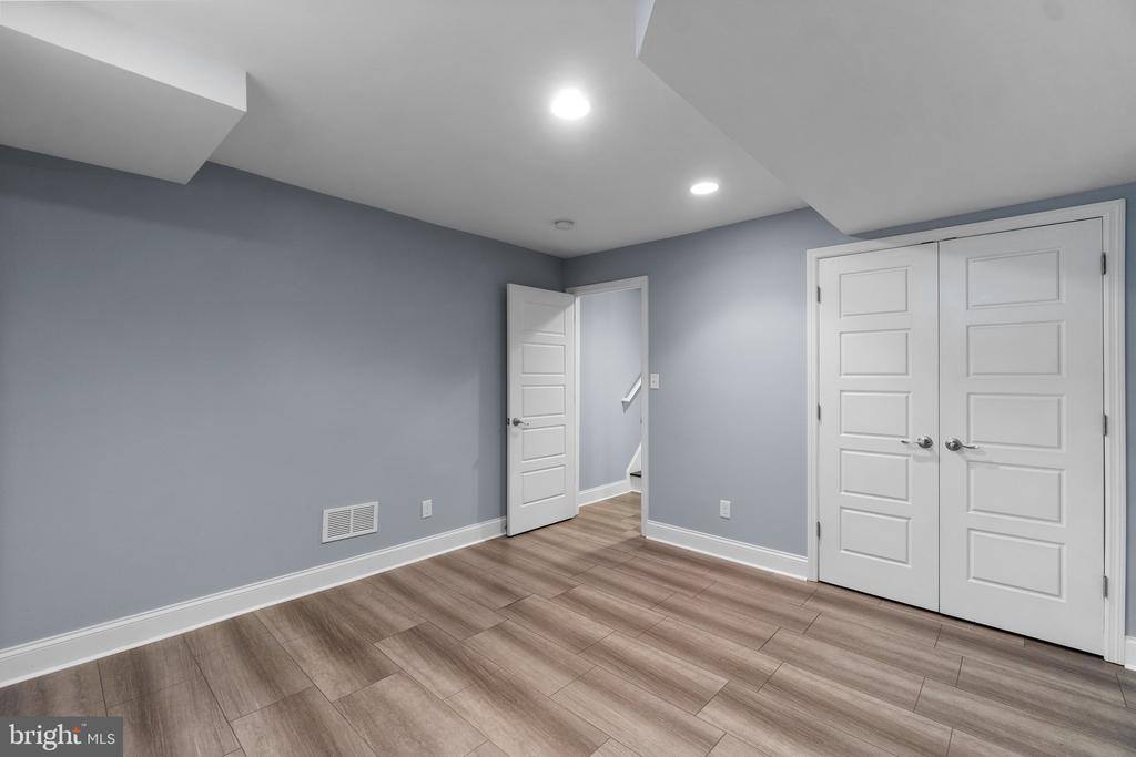 108 South Clinton Street, Baltimore, MD 21224