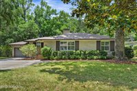 4313 Peachtree Circle East, Jacksonville, FL 32207