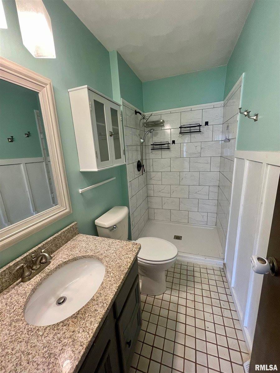 1102 27TH Avenue Court, Silvis, IL 61282