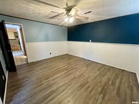 1102 27TH Avenue Court, Silvis, IL 61282