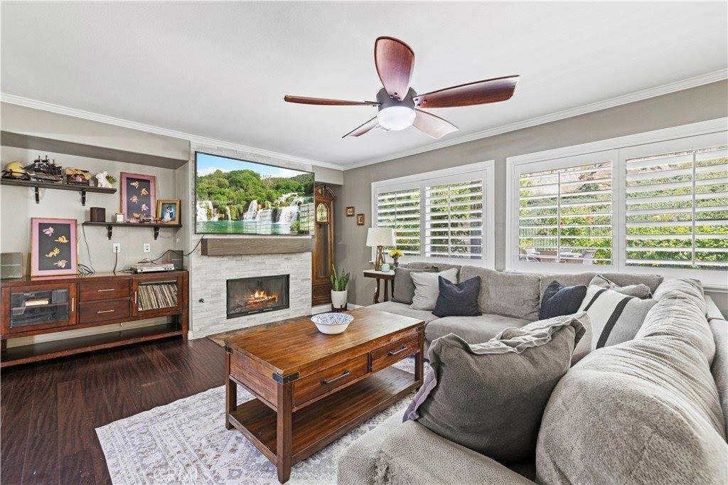 17755 Maplehurst Place, Canyon Country, CA 91387