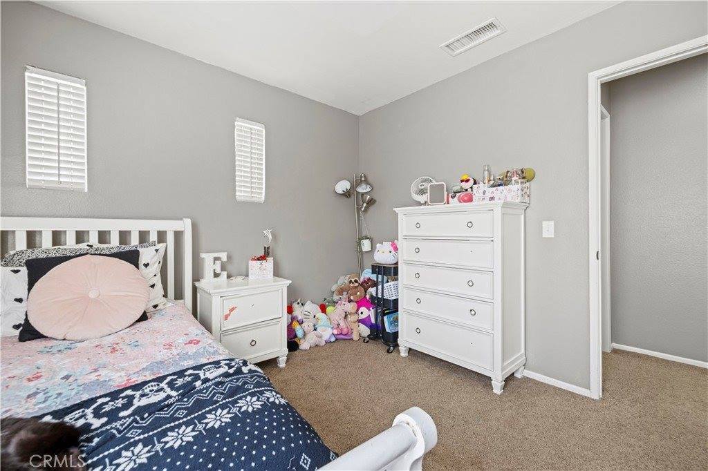 17755 Maplehurst Place, Canyon Country, CA 91387