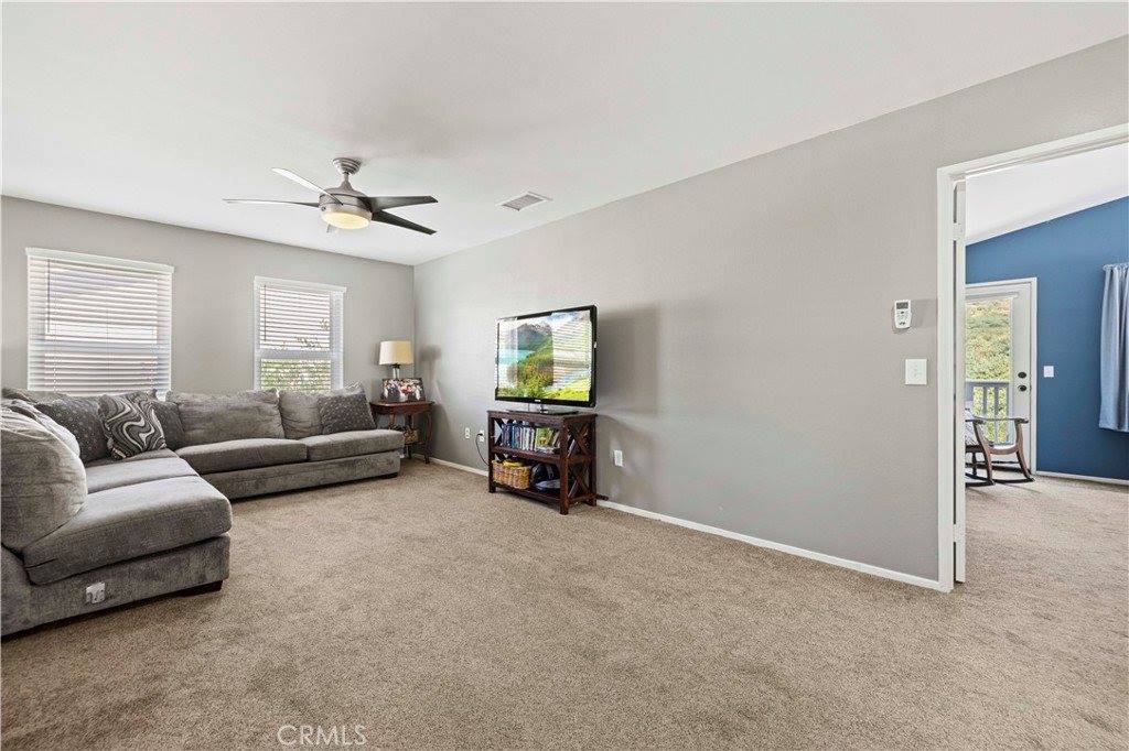 17755 Maplehurst Place, Canyon Country, CA 91387