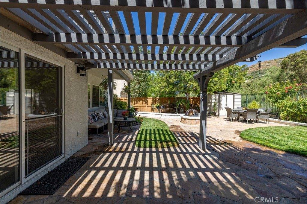 17755 Maplehurst Place, Canyon Country, CA 91387