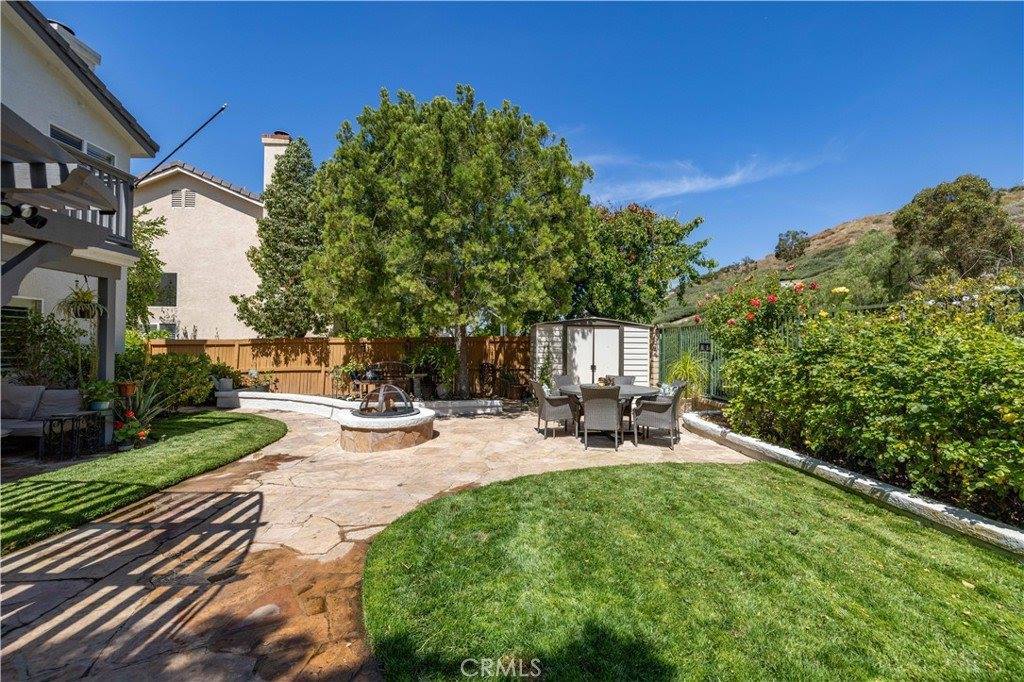 17755 Maplehurst Place, Canyon Country, CA 91387