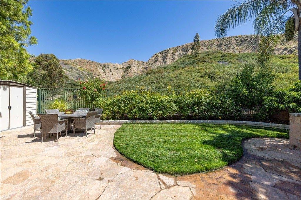 17755 Maplehurst Place, Canyon Country, CA 91387