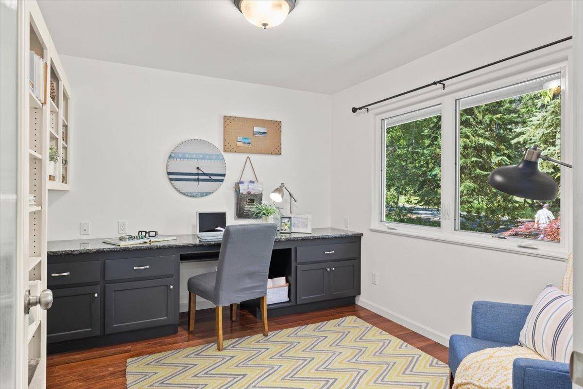 13511 North Meadow View Drive, Grass Valley, CA 95945