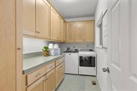 13511 North Meadow View Drive, Grass Valley, CA 95945