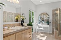 13511 North Meadow View Drive, Grass Valley, CA 95945