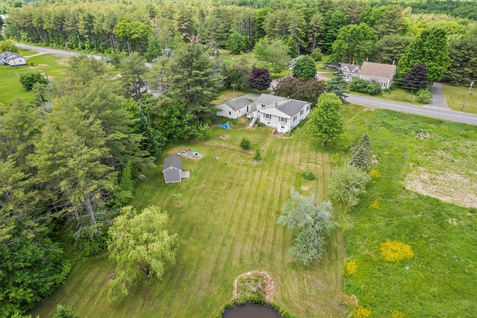 315 Windsor Road, Chelsea, ME 04330