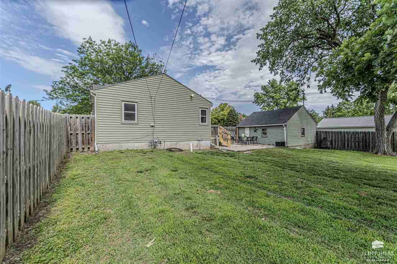 110 North 10th Street, Herington, KS 67449