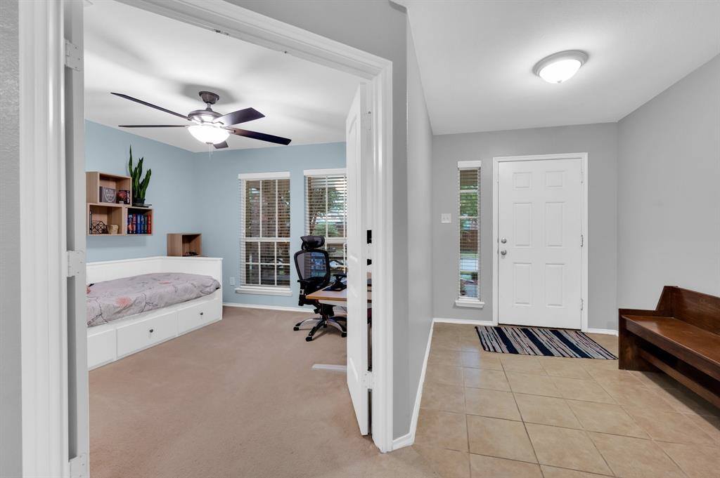 2015 Nature Drive, Heartland, TX 75126