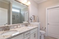 8751 Drummond Estates Drive, Kernersville, NC 27284