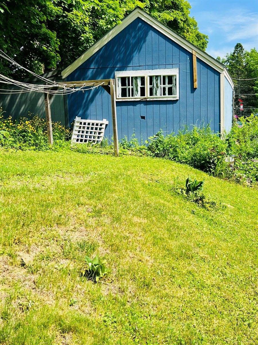 170 Main Road North, Hampden, ME 04444