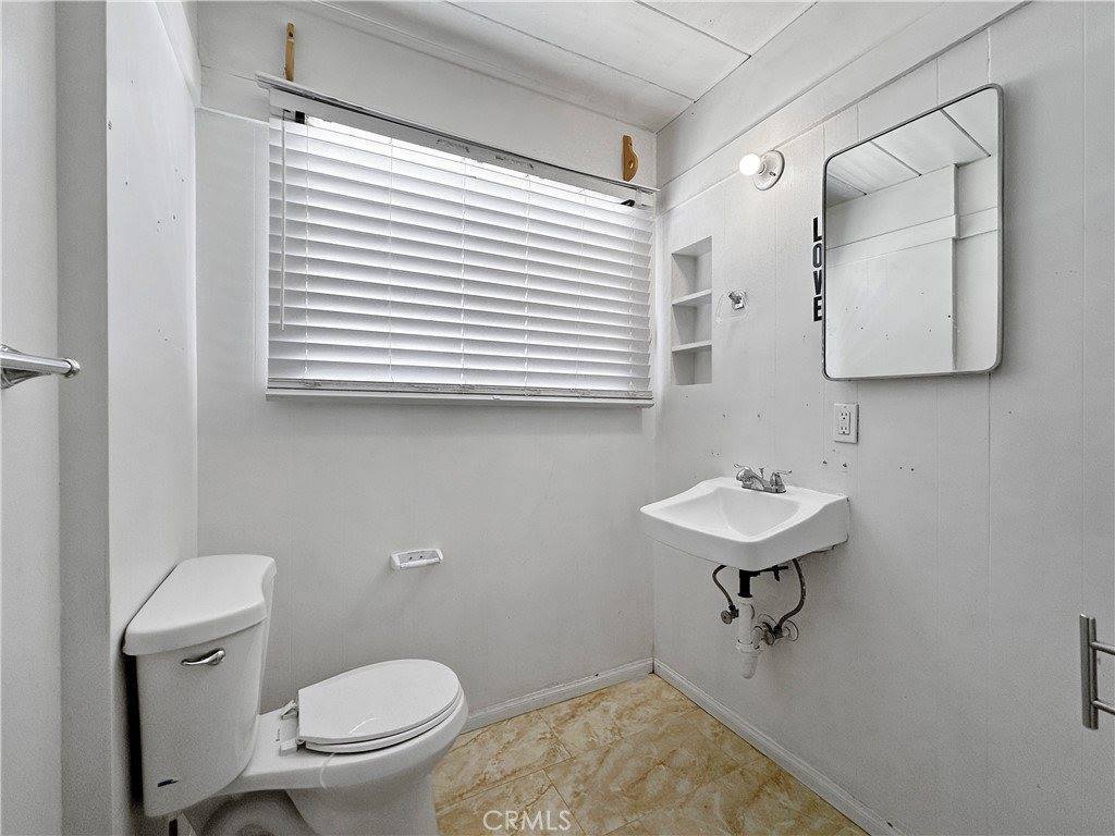 6631 Cahuilla Avenue, 29 Palms, CA 92277