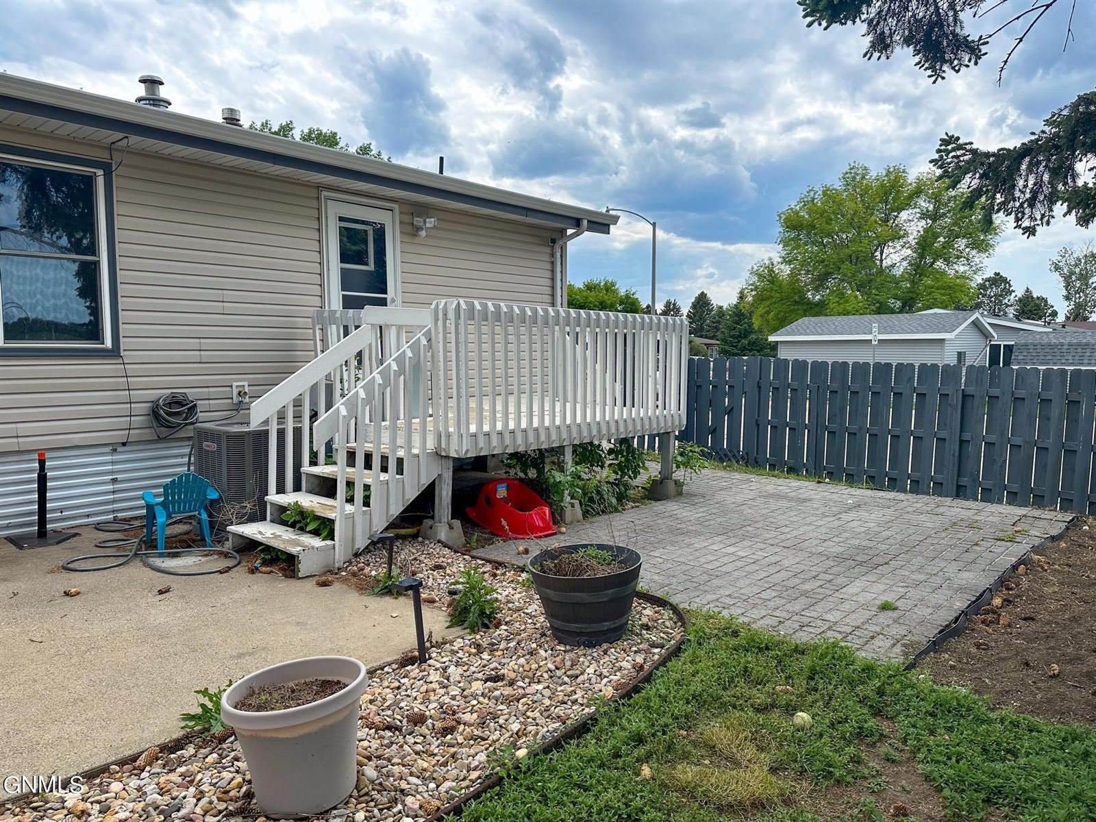 4200 Arlington Drive North, Bismarck, ND 58503