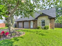 3001 Overland Drive, Oklahoma City, OK 73115