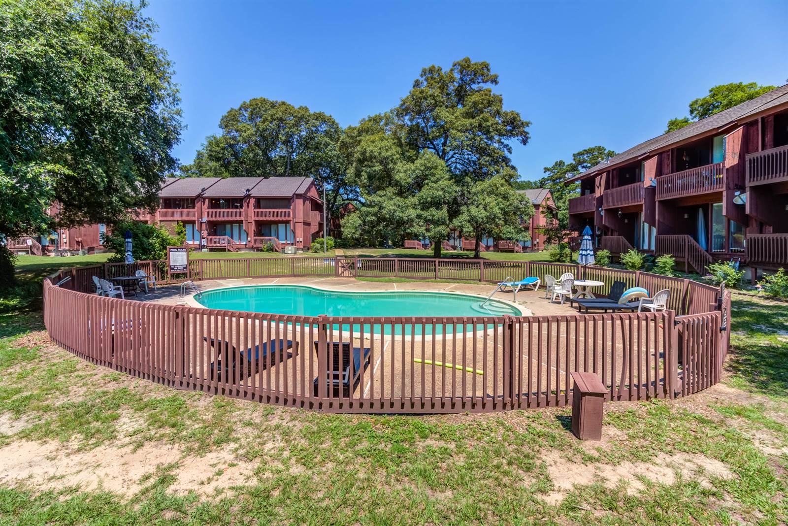 229 Lakeside Villa, Diamondhead, MS 39525