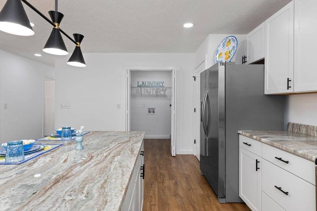 1221 S Delphine Ave, Waynesboro, VA 22980