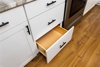 1221 S Delphine Ave, Waynesboro, VA 22980