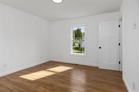 1221 S Delphine Ave, Waynesboro, VA 22980