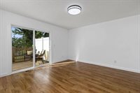 1221 S Delphine Ave, Waynesboro, VA 22980