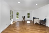 1221 S Delphine Ave, Waynesboro, VA 22980