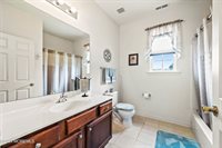 8 Aidan Lane, Jackson, NJ 08527