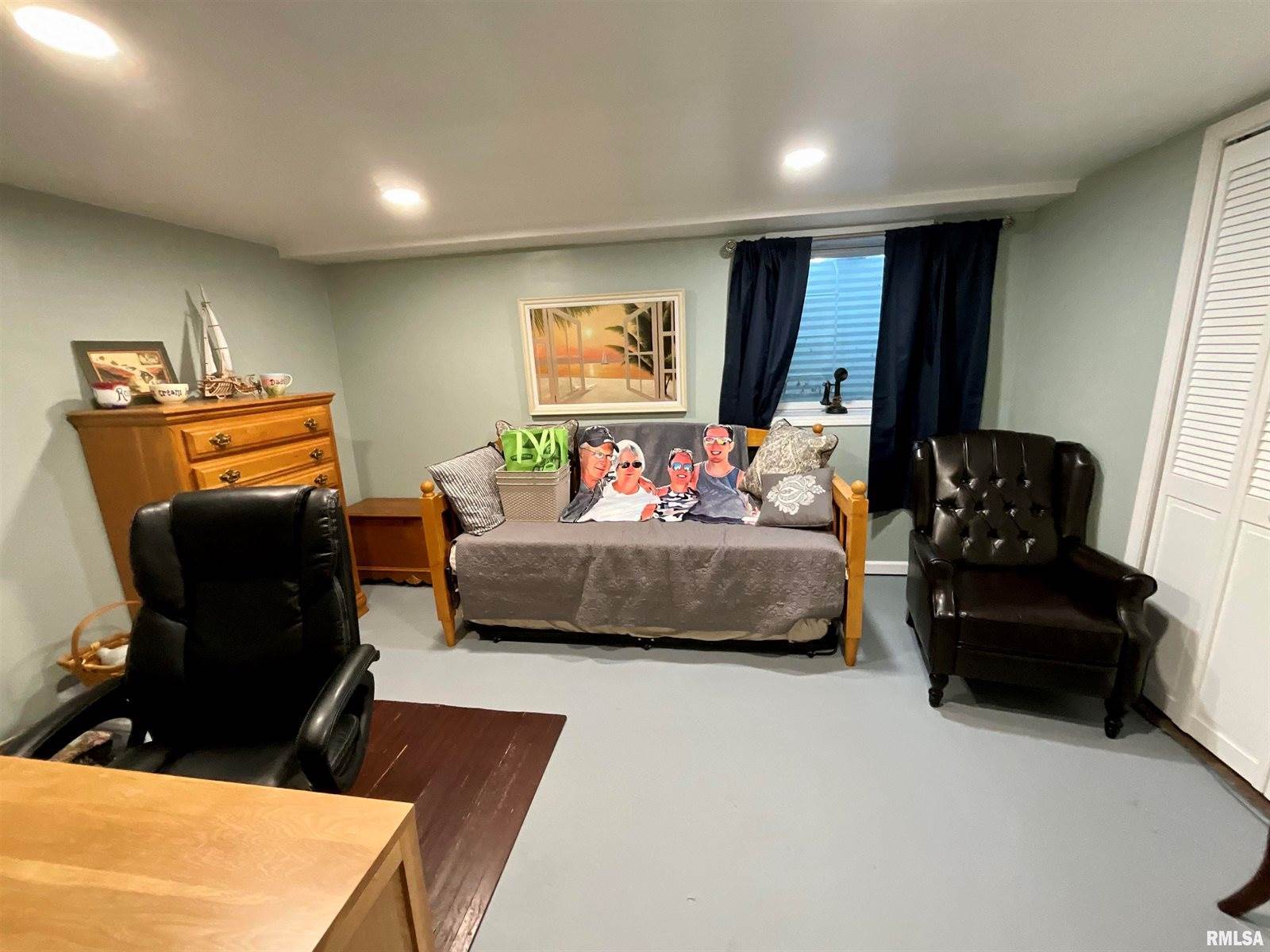 552 29TH Avenue, East Moline, IL 61244