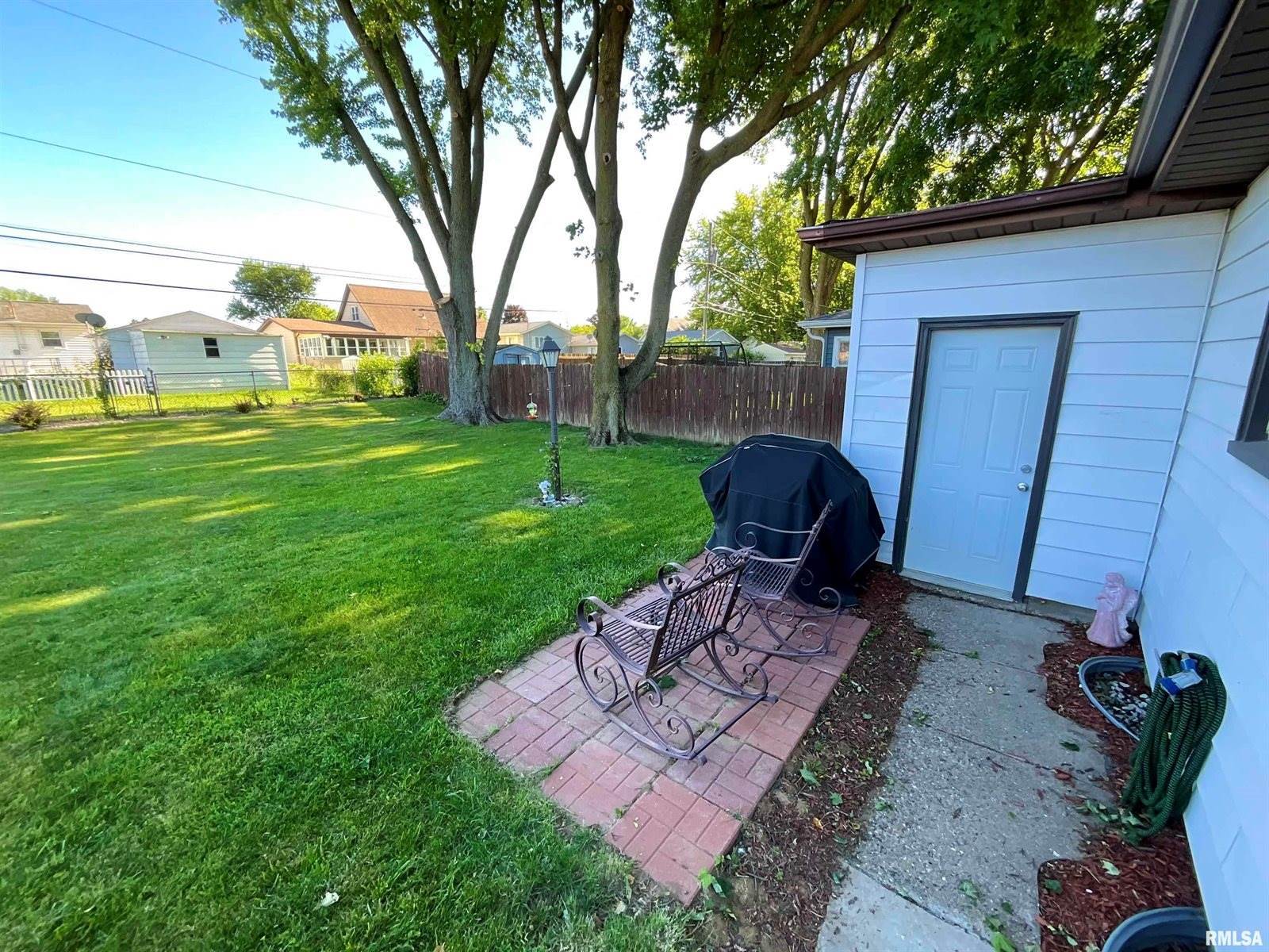 552 29TH Avenue, East Moline, IL 61244