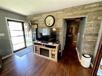 552 29TH Avenue, East Moline, IL 61244