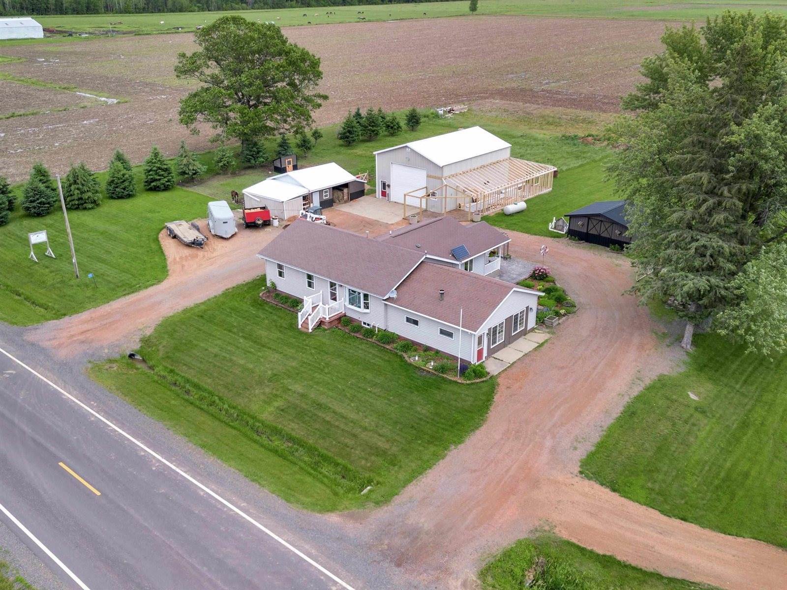 7992 County Road F, Arpin, WI 54410