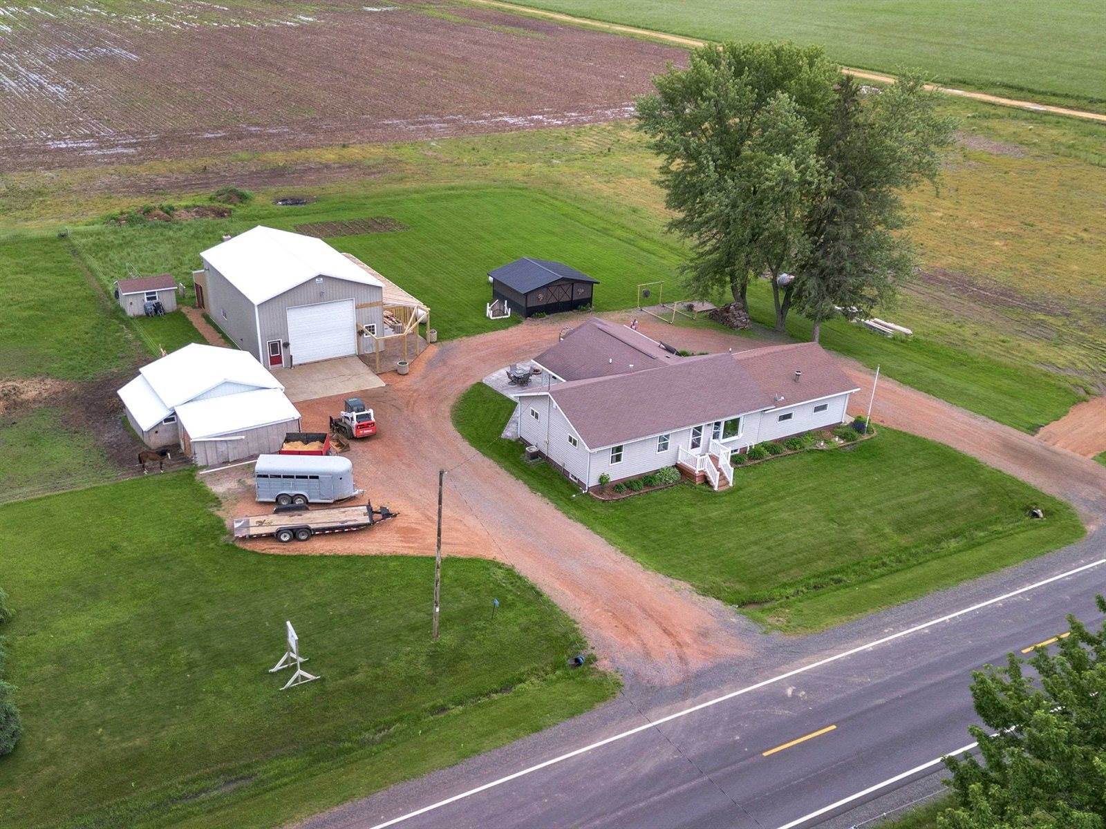 7992 County Road F, Arpin, WI 54410