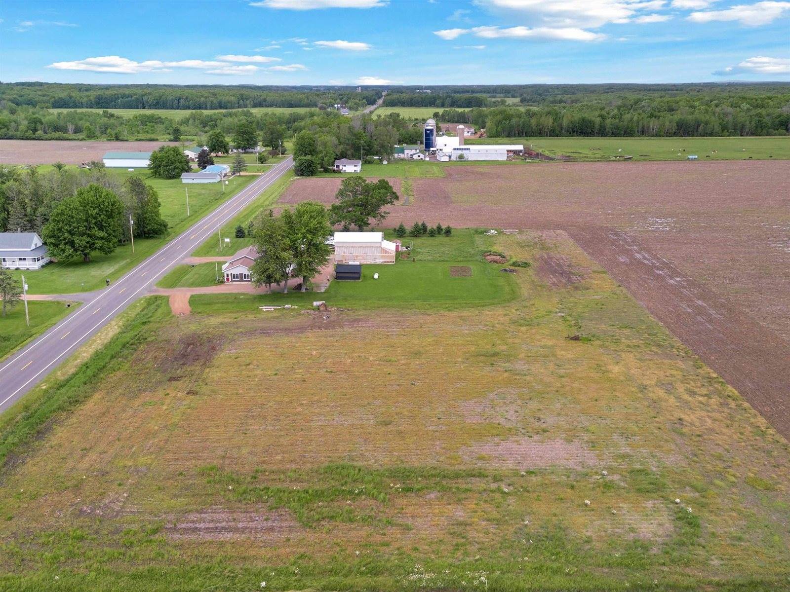 7992 County Road F, Arpin, WI 54410