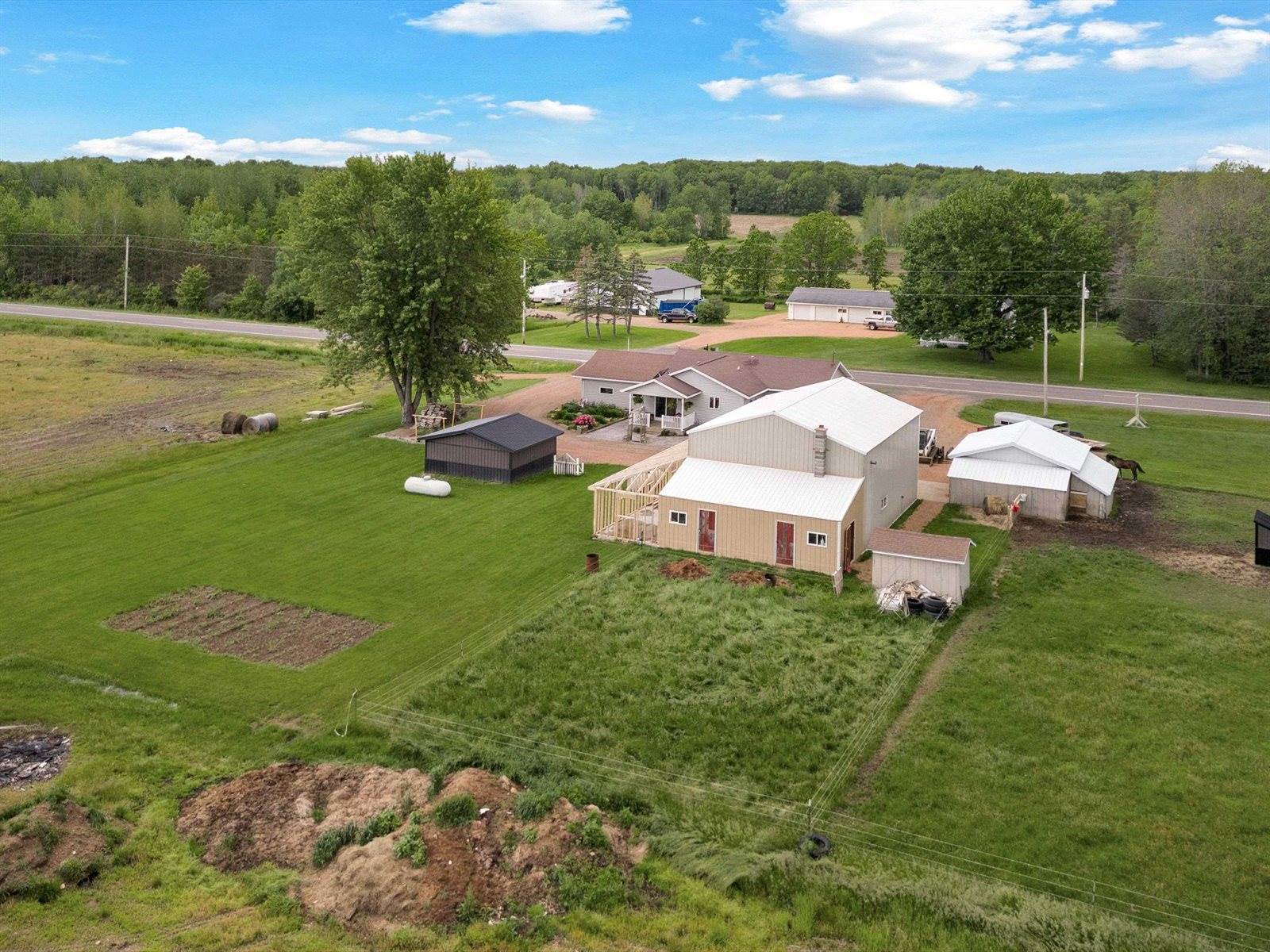 7992 County Road F, Arpin, WI 54410