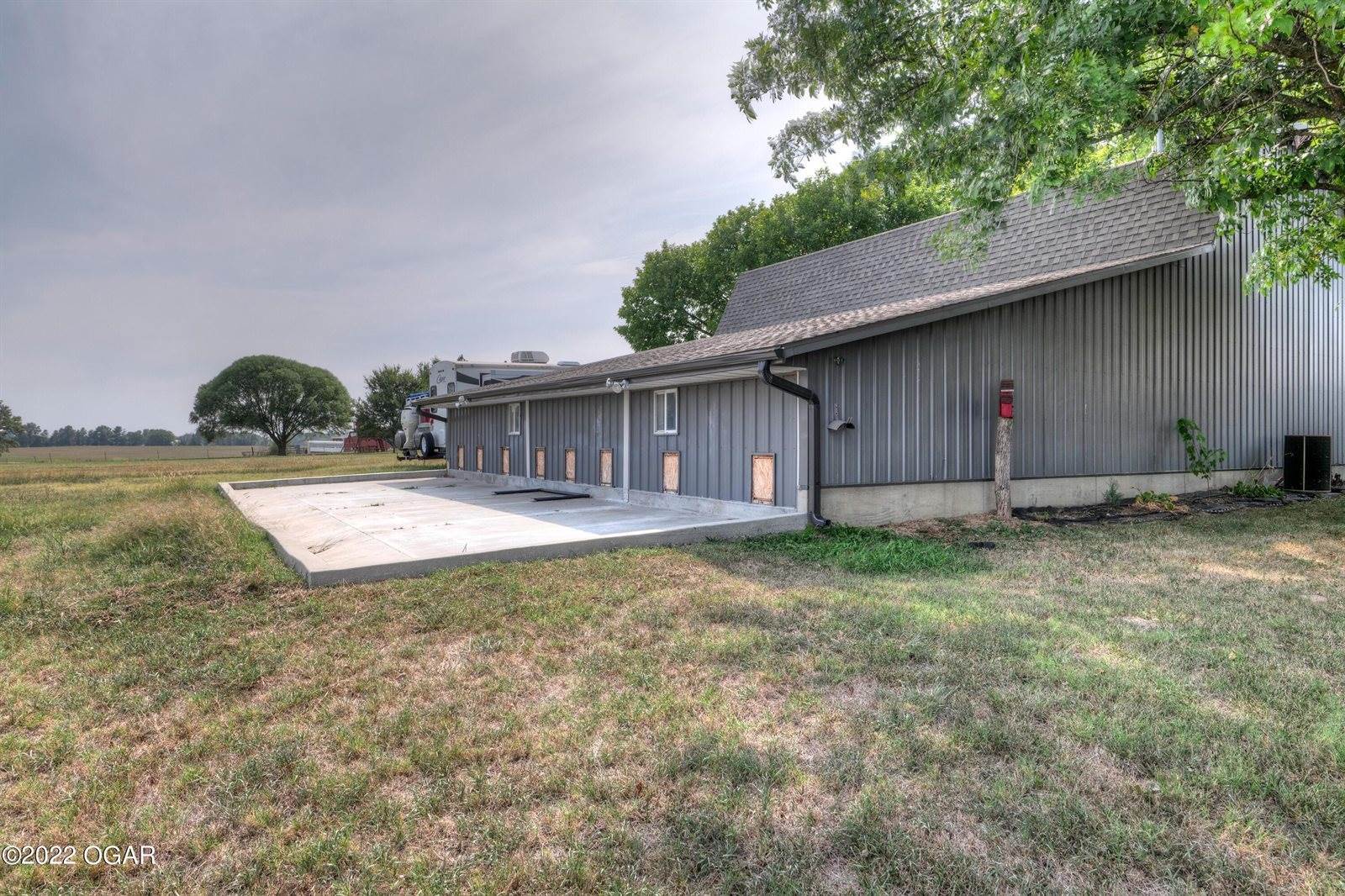 82 SE 40th Lane, Lamar, MO 64759