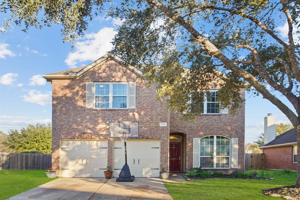 11014 Six Oaks Lane, Houston, TX 77065