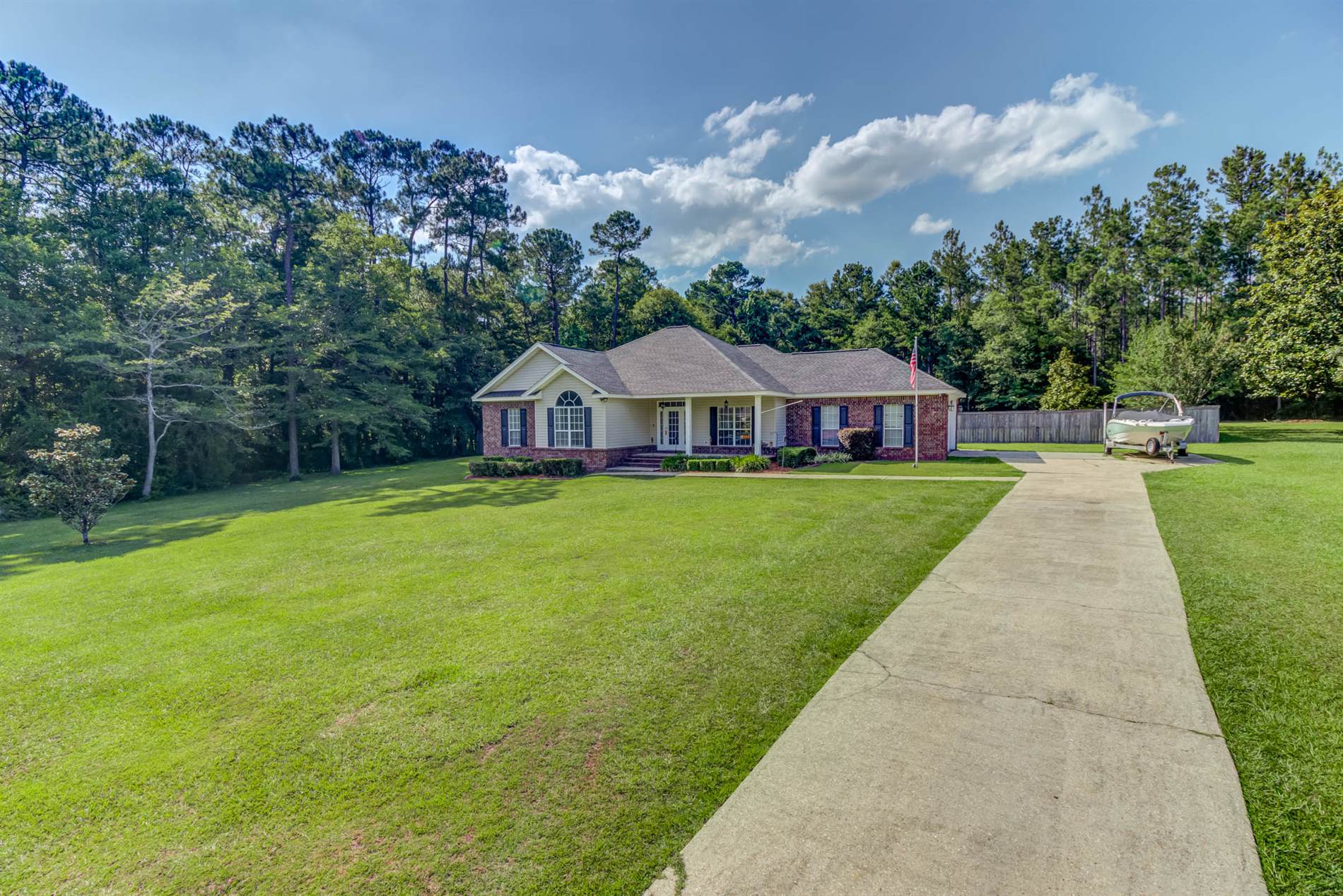 11913 Bluff Ridge Road, Vancleave, MS 39565