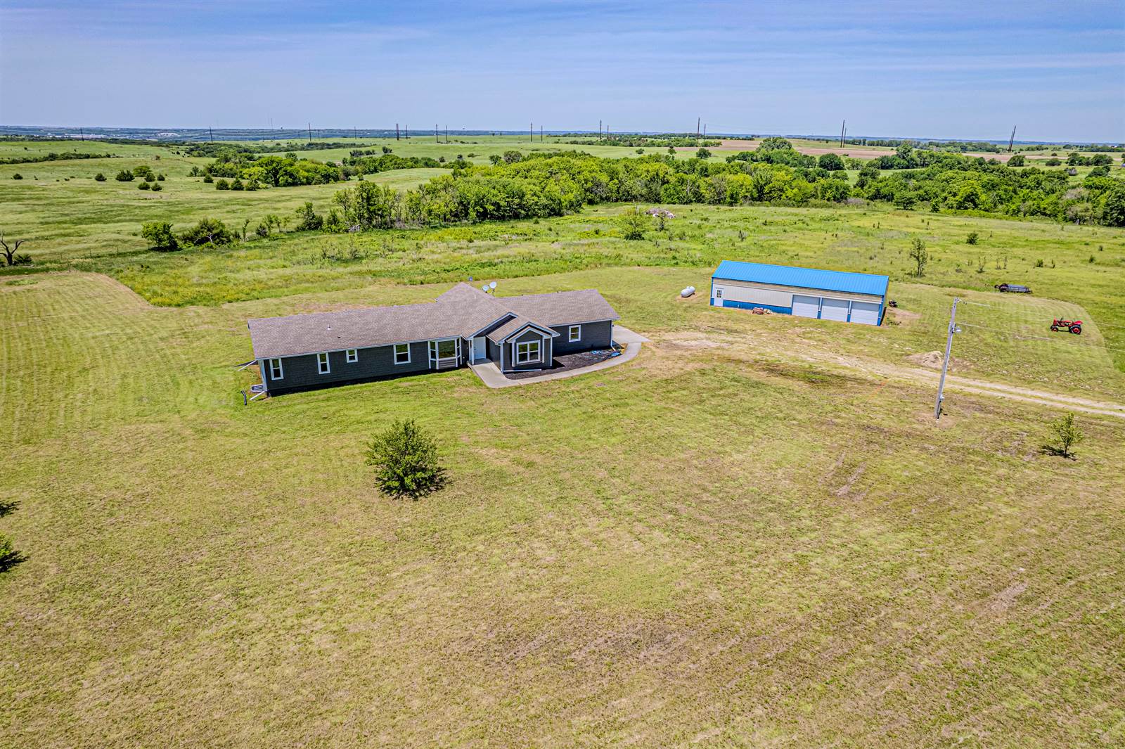 7514 Erichsen Road, Junction City, KS 66441